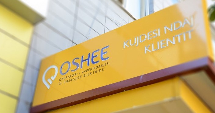 Vazhdon rikonstruksioni i kabinave elektrike: 10 zona ne Tirane pa drita sot dhe neser